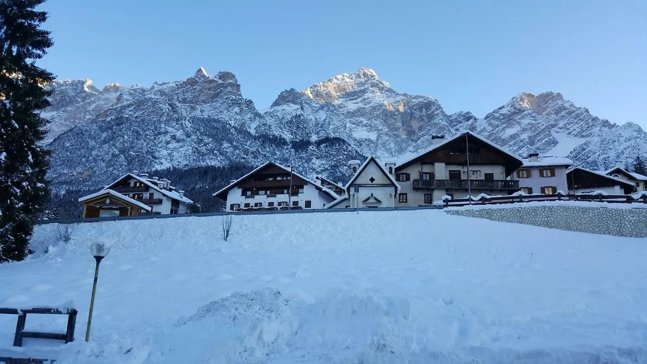 Grazioso Appartamento In Casa Di Montagna A San Vito Di Cadore Apartment